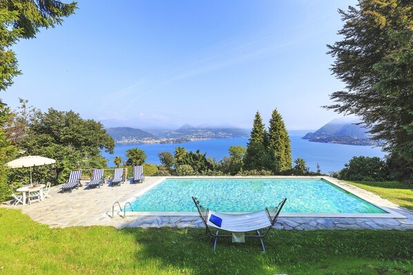 Villa La Brisina - Stresa, Lake Maggiore - NORTHITALY VILLAS Vacation rentals
