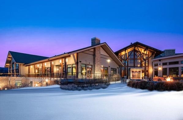 A stunning winter escape where mountain charm meets modern luxury.