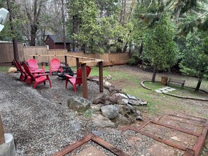 Large Yard with Fire Pit 