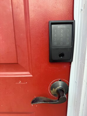 Keypad for self check in