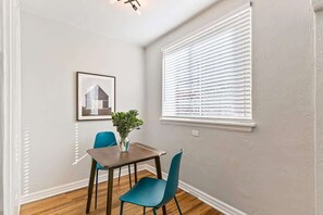 Enjoy the bright light from the south facing windows into the dining area and kitchen 