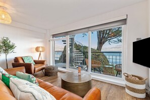 Sea Views, Parking, Beach Access