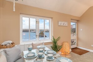 Direct Beach Access, Sea Views