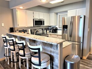 Kitchen Bar