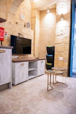 Living Area (1)