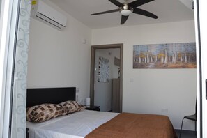 Bedroom (1)