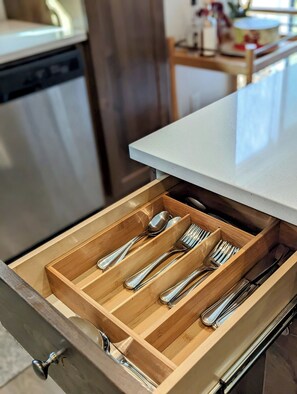 Fully equipped kitchen.