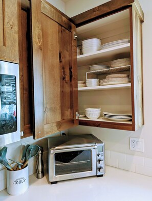 Everything you need to cook gourmet meals at home.