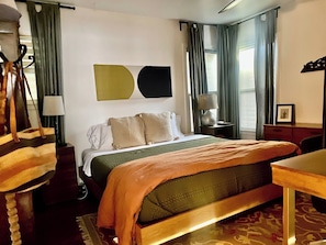 Main Bedroom with King Leesa Memory Foam Mattress