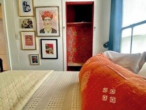 Friday Room with Queen Bed