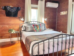 Comfy Queen Bed
