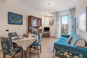 Living and dining room