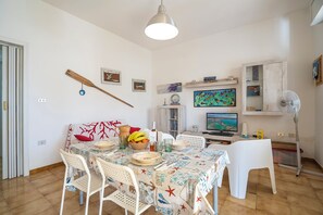 Living and dining room