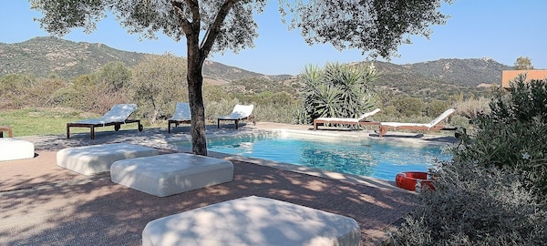 Casa Perella A: A Graceful Cottage Surrounded By The Greenery, With Free Wi-fi. - Sardinia Island