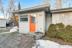 Property Exterior | Driveway (2 Vehicles) | Free Street Parking