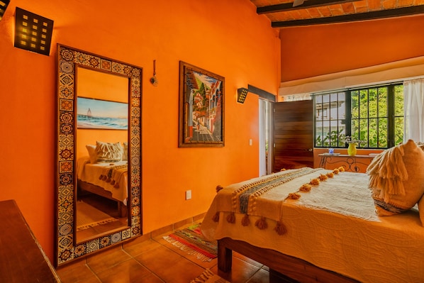 Condo - Image 2