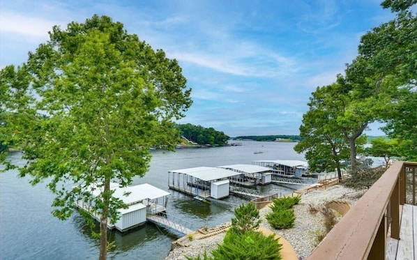 Expansive Balcony Overlooking the Lake - Perfect for morning coffee or evening relaxation.
