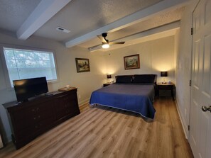 Large Master with floor space for air mattress on request