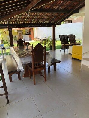 Outdoor dining