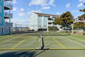 Community Tennis Courts