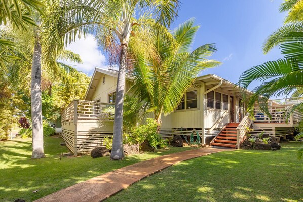 2250 Kuai Rd Koloa HI 96756-large-008-083-N1A9419HDR-1500x1000-72dpi