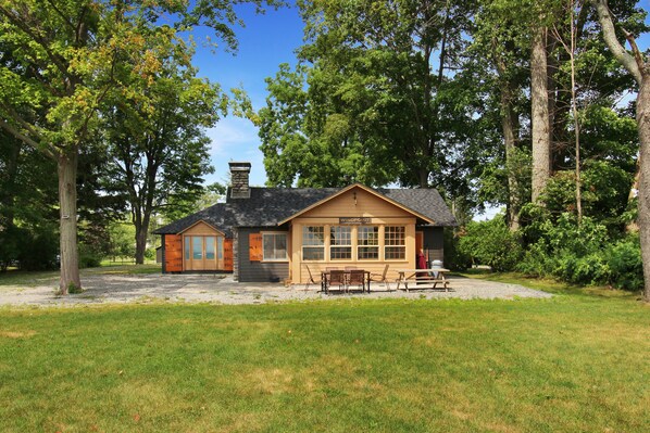 Welcome to Windpoint Cottage!
