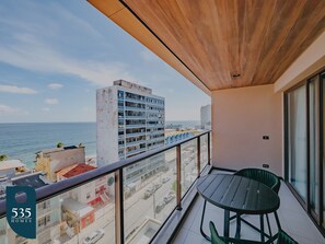 Balcony / Terrace