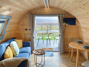Kitchen/diner | Bracken Pod - Cluaran Pods, Connel, near Oban