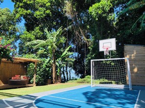 Sport court