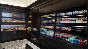 Corner pantry