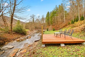 Creek Access On-Site | Viewing Deck