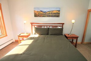 Bedroom 1 (1)