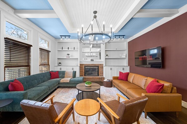 Enjoy each other's company in this large, accommodating living room