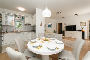 Esszimmer 1