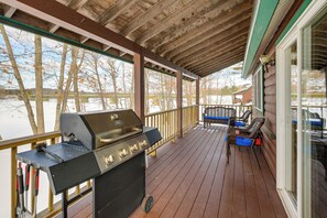 Covered Porch | Gas Grill | River View | 2-Story Cabin