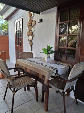 Outdoor dining