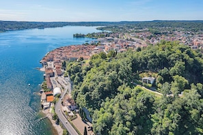 Villa La Rocca - Arona, Lake Maggiore - by NORTHITALY VILLAS vacation rentals