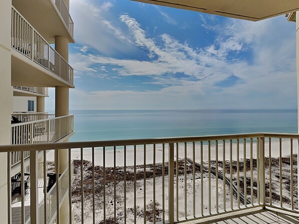 Welcome to The Beach Club - Avalon #1604