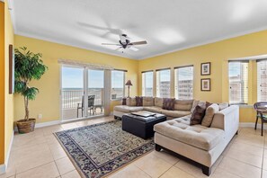 Open Concept Living room