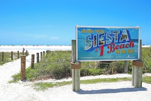 Welcome to Siesta Key!