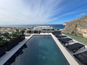 Rooftop pool