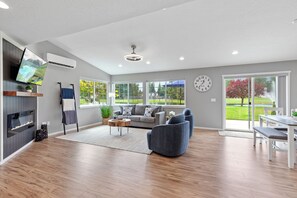 Living Room & Dining Room