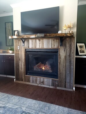 Mantle tv