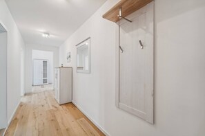 Eingangsbereich mit Garderobe