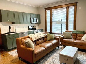 Living Room/Kitchenette 