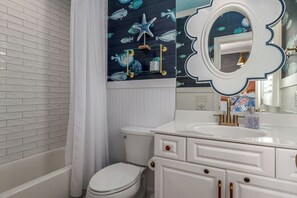 2nd floor full bath