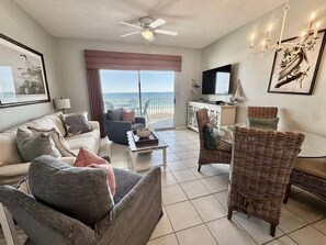 Tidewater 605. 1 bedroom 1 bathroom. Sleeps 6. Managed by Island Rentals