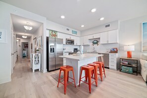Fully equipped kitchen