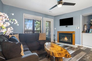Living Room - Cable TV