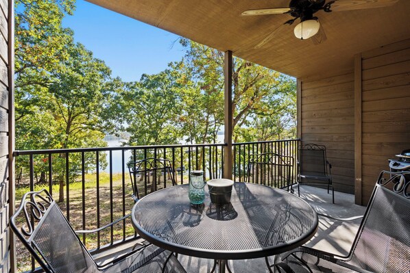 Private, Covered Patio with Lake View!